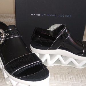 Marc By Marc Jacobs Women's Black Ninja Wave Sanda